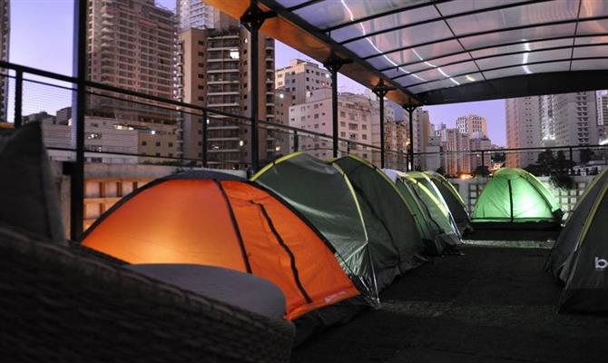 Hostel em São Paulo permite camping em seu terraço