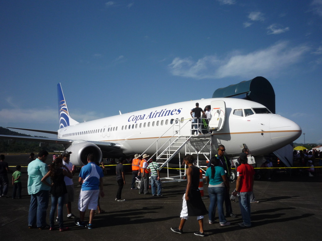 Boeing_737-8V3_-_Copa_Airlines_Panama